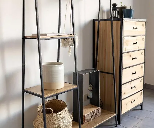 Spazio Ancora A 500 M. Dal Mare *